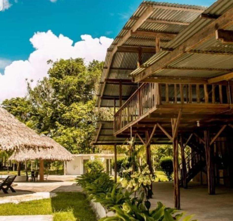 Hotel Karupa Amazonas Leticia Exterior photo